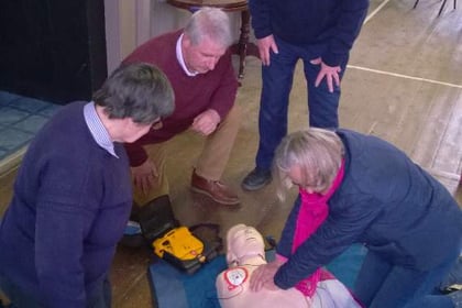 Sampford Courtenay Parish Council rethinking defibrillator strategy
