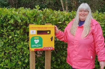 Lifesaving defibrillator installed at park homes community near Okehampton