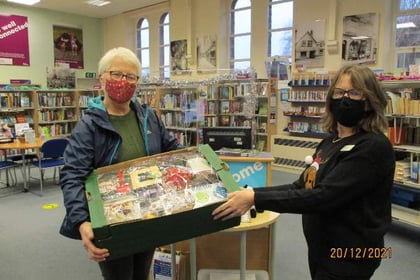 Okehampton Library's Christmas raffle raises £200