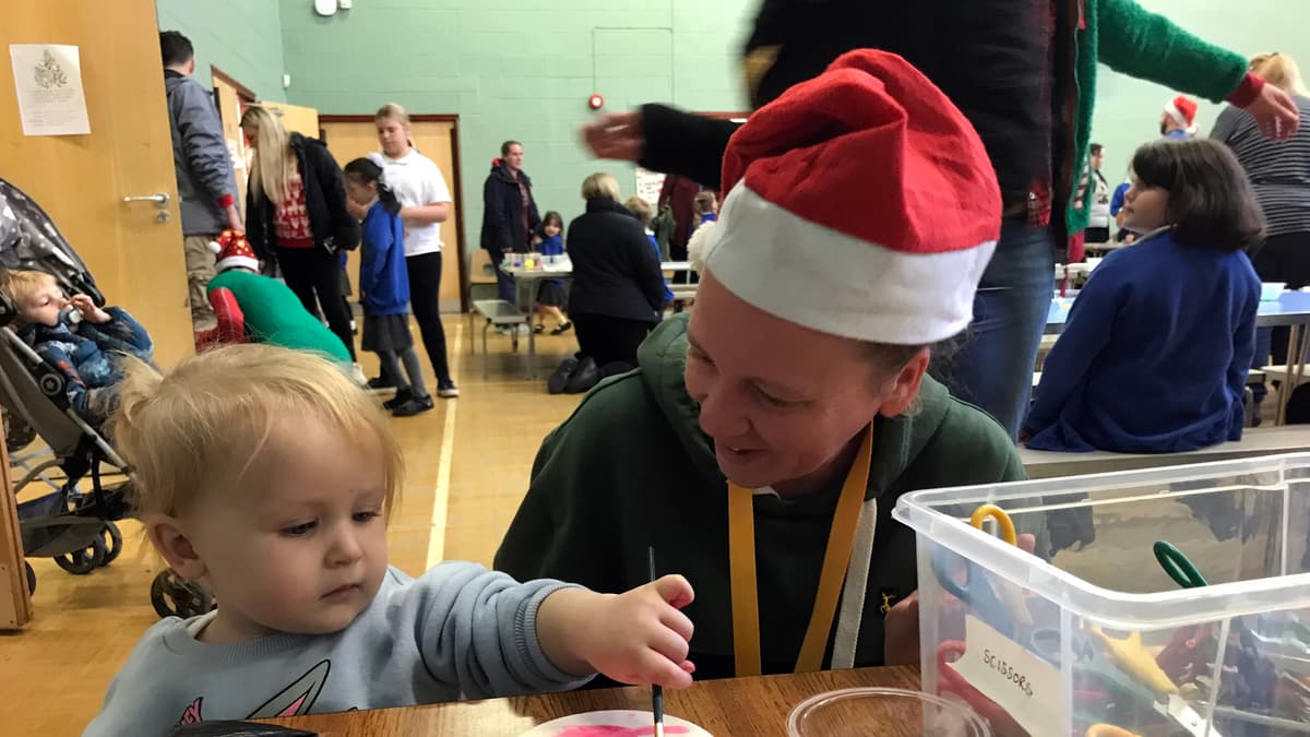 Bere Alston Primary gets crafty for Christmas | tavistock-today.co.uk