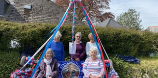 WI’s Coronation maypole and bench