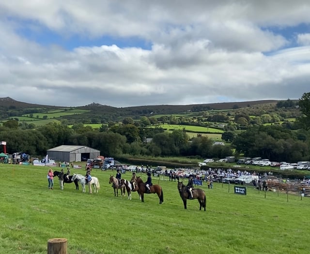 WATCH: Widecombe Show 