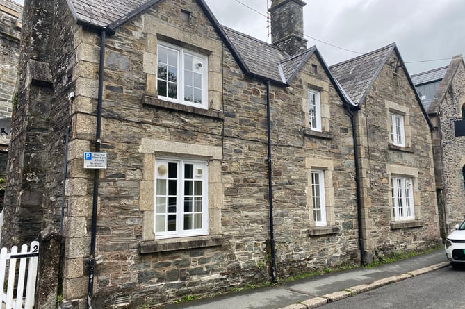 Two town council cottages in Tavistock could become social housing.