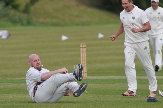 Devon Cricket League E Division West.  Teignmouth & Shaldon 2nd XI versus Whitchurch Wayfarers 1st XI