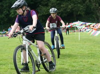 Primary school cyclo-cross contest