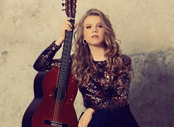 Laura Lootens classical guitarist will be appearing at Calstock Arts this autumn .