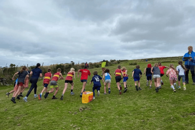 The start of the Juniors Great Links Tor Flyer fell race