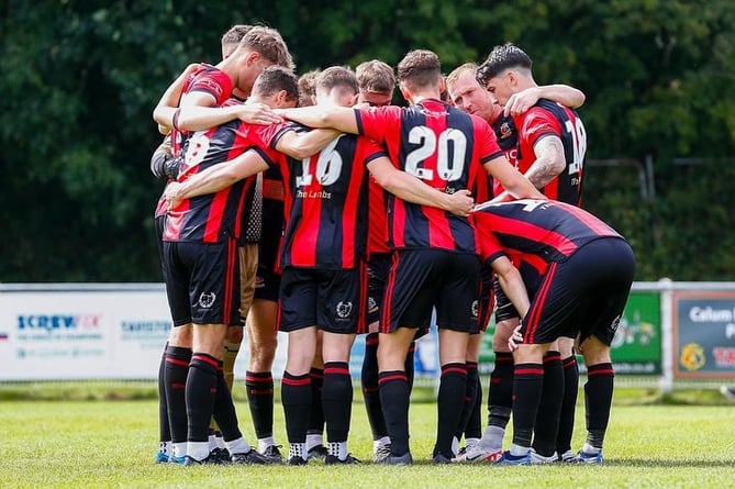 Tavi huddle in FA Cup clash with Winchester