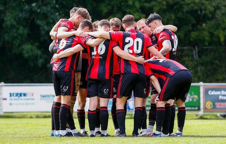 Tavi huddle in FA Cup clash with Winchester