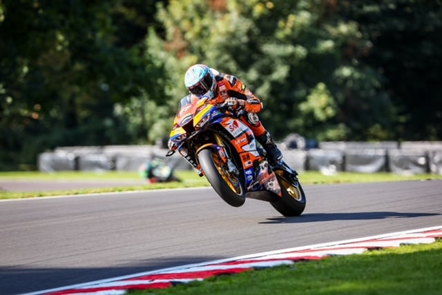 Finley Arscott in action at Oulton Park