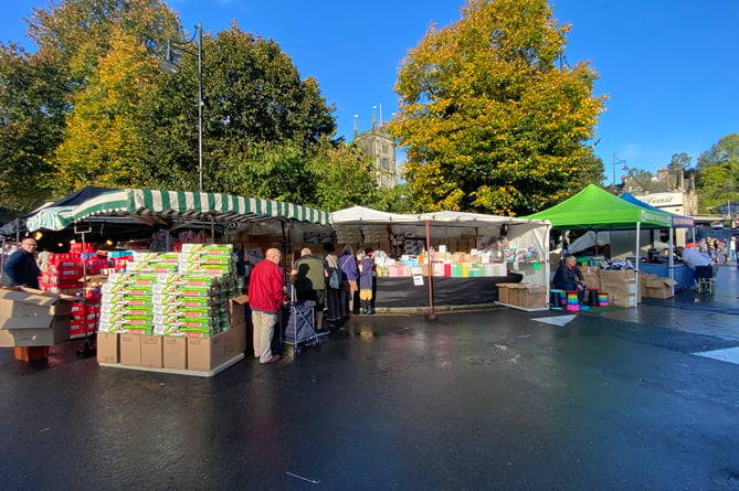 Tavistock Goose Fair opens with sun and a happy atmosphere.