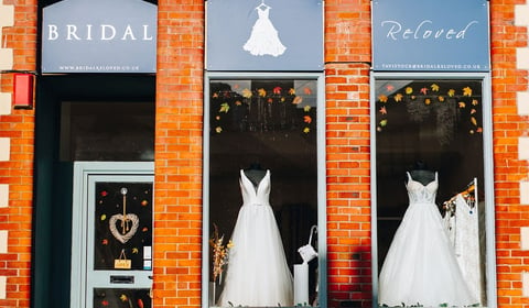 Discover your dream wedding dress with Bridal Reloved 