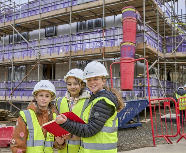 Hard hats for building lessons