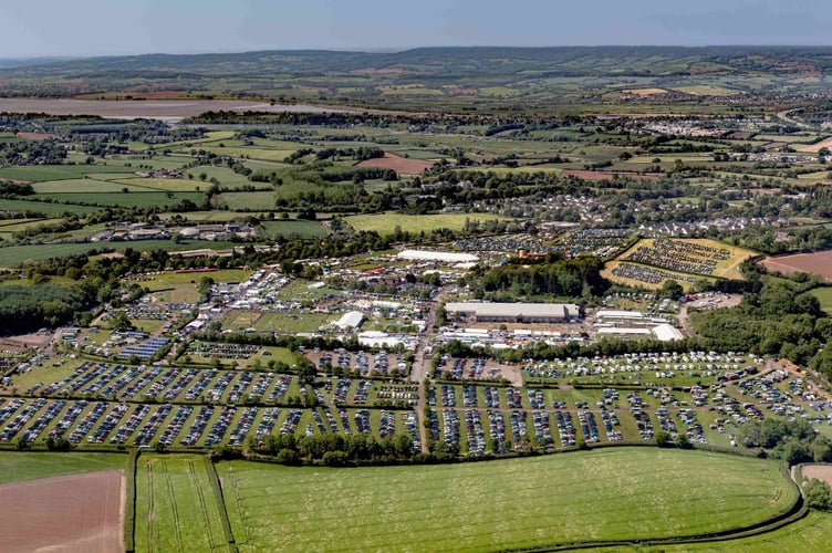 Aeroplaneviews - aerial view of Devon County Showground